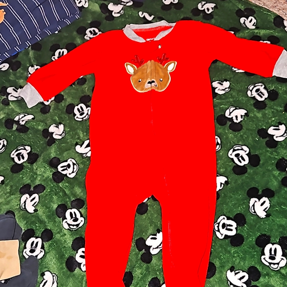 2 way zipper reindeer sleep and play